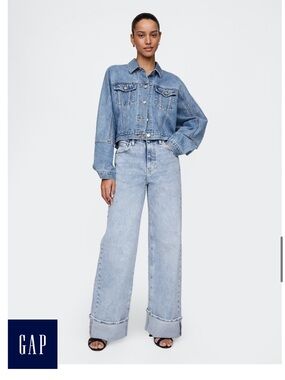 GAP High Rise Stride Cuffed Wide-Leg Jeans